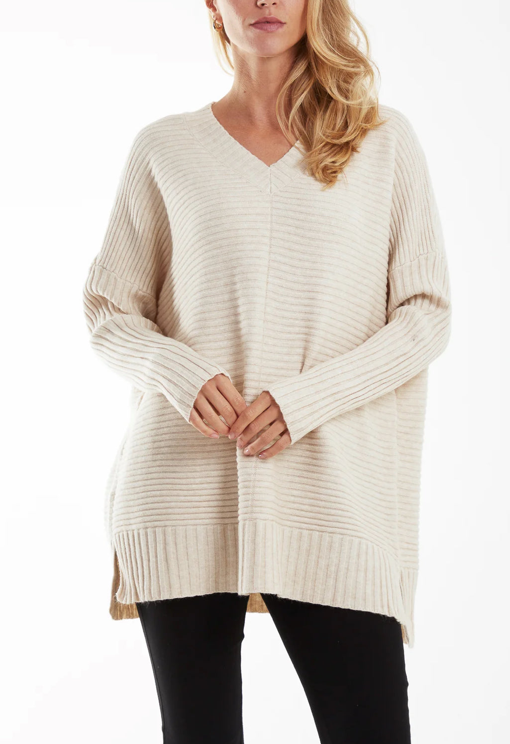Relaxed fit v-neck jumper