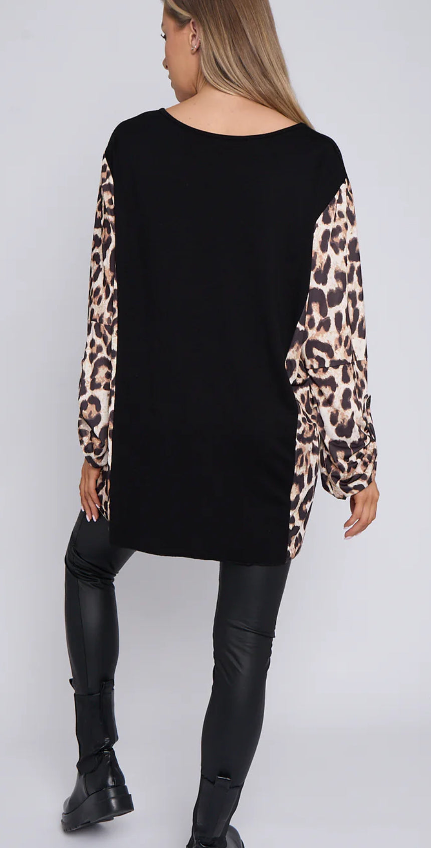 Leopard sleeve top