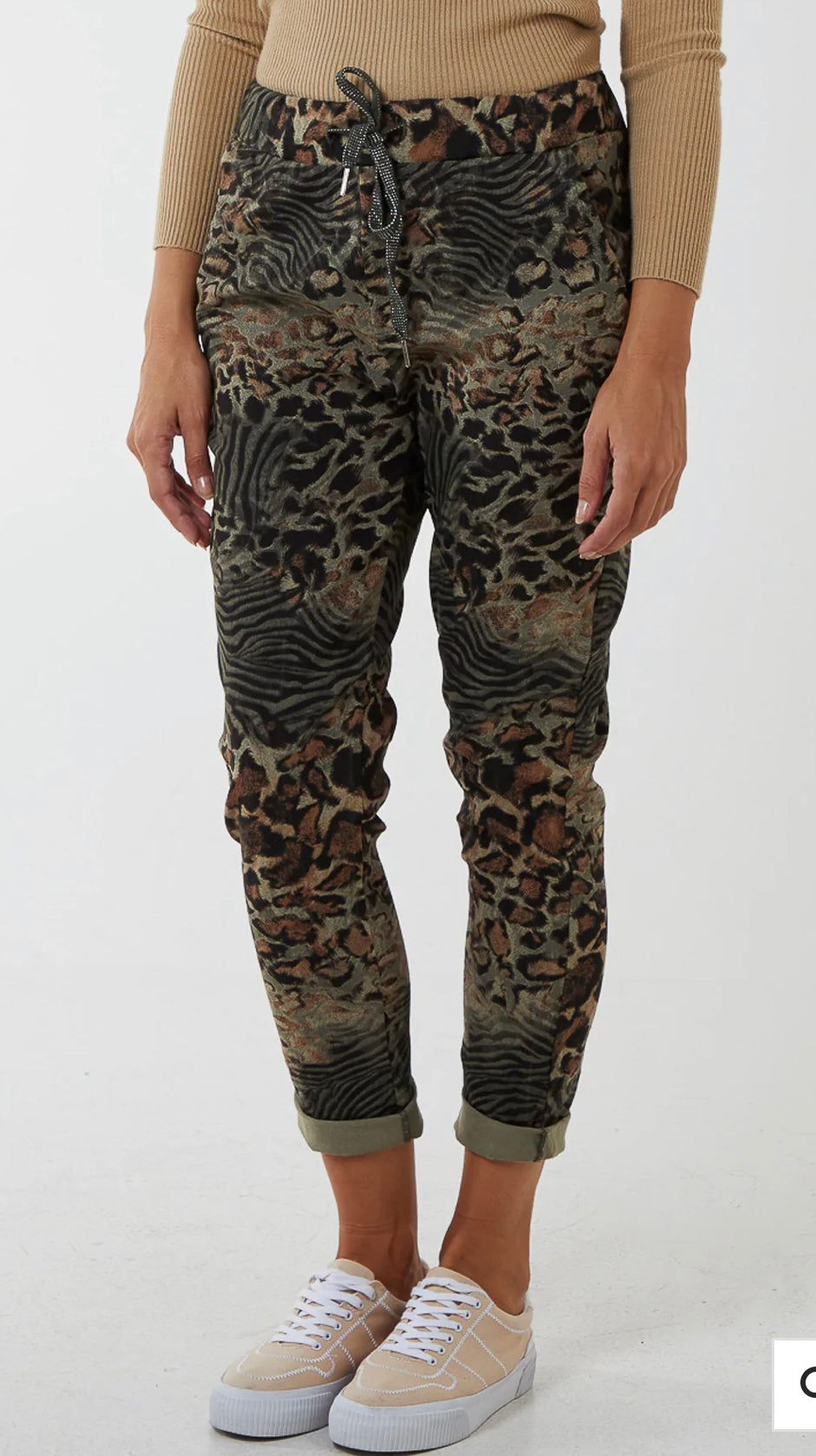 Magic mixed animal print trousers