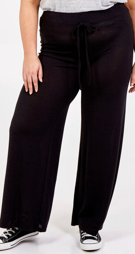 Wide leg trousers