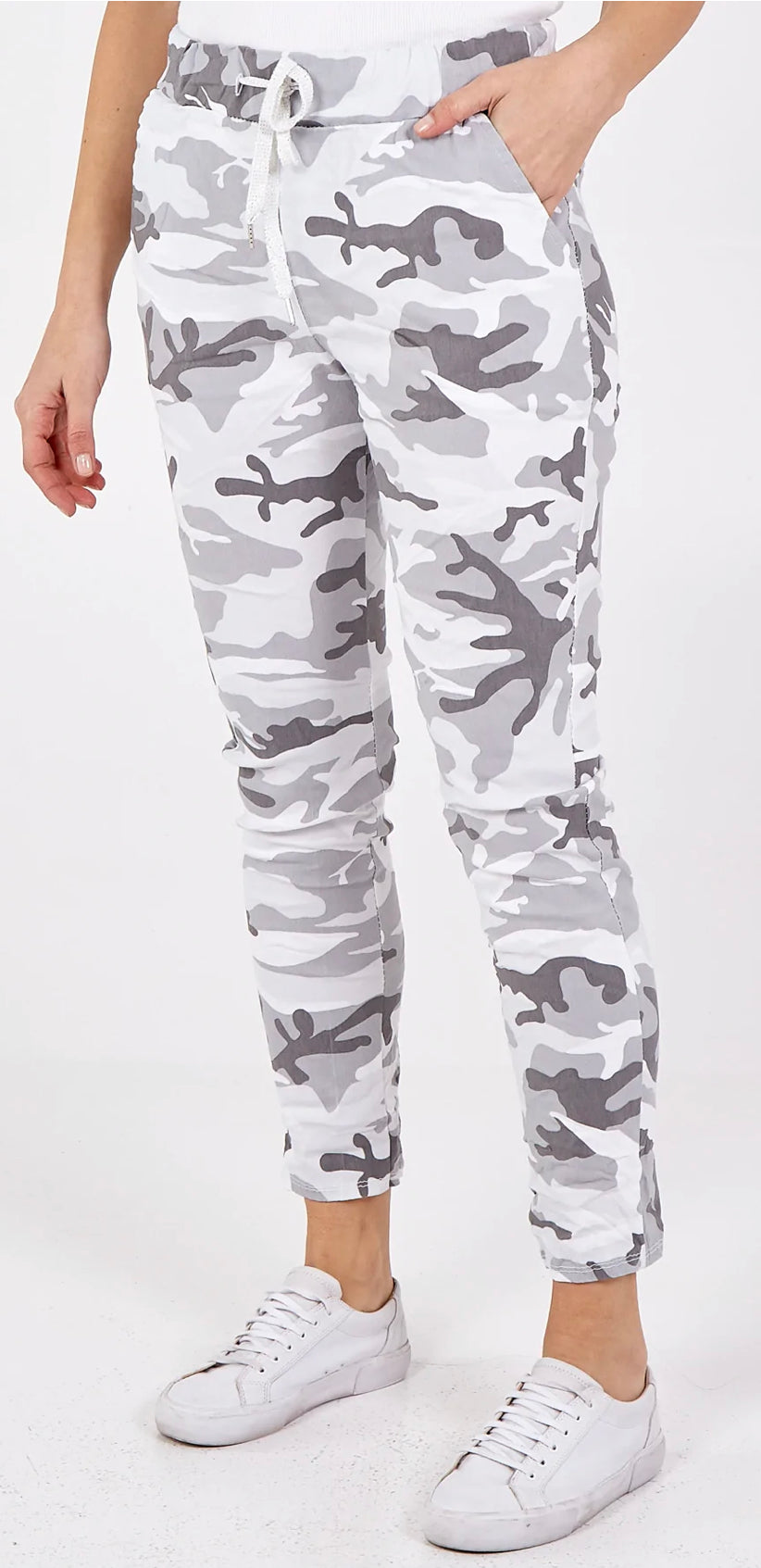 Magic camo trousers