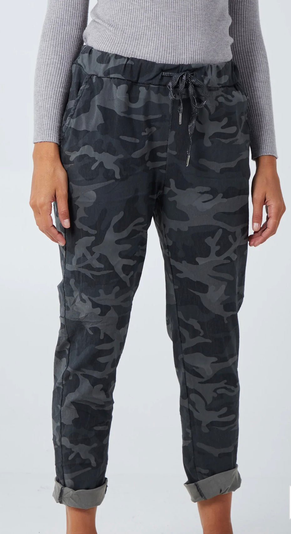 Magic camo trousers