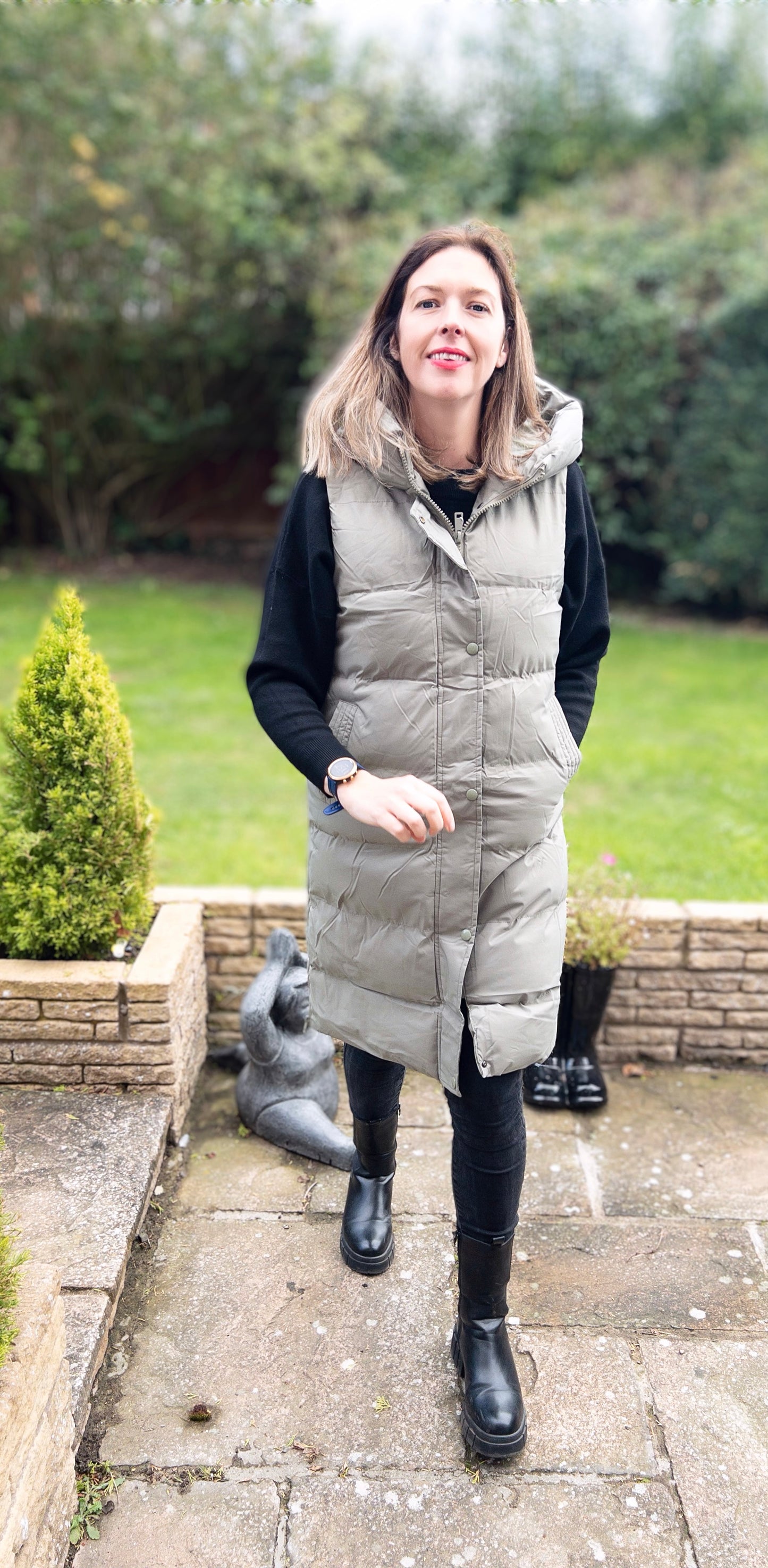 Longline puffer gilet (size 18-22)